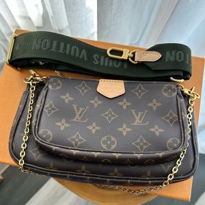 Louis Vuitton Multi Pochette in Monogram (without round pochette coin purse)